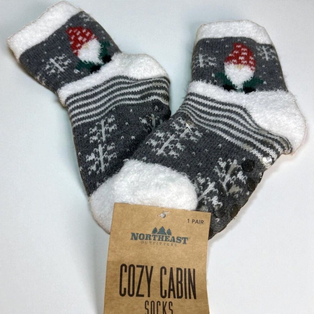 Northeast Outfitters Cozy Cabin Crew Socks Youth 10K-4 Gnome Christmas NEW